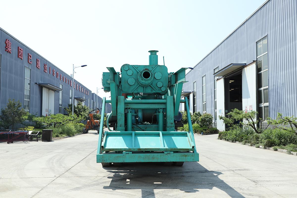 10寸後(hòu)八輪反循(xun)環鑽機